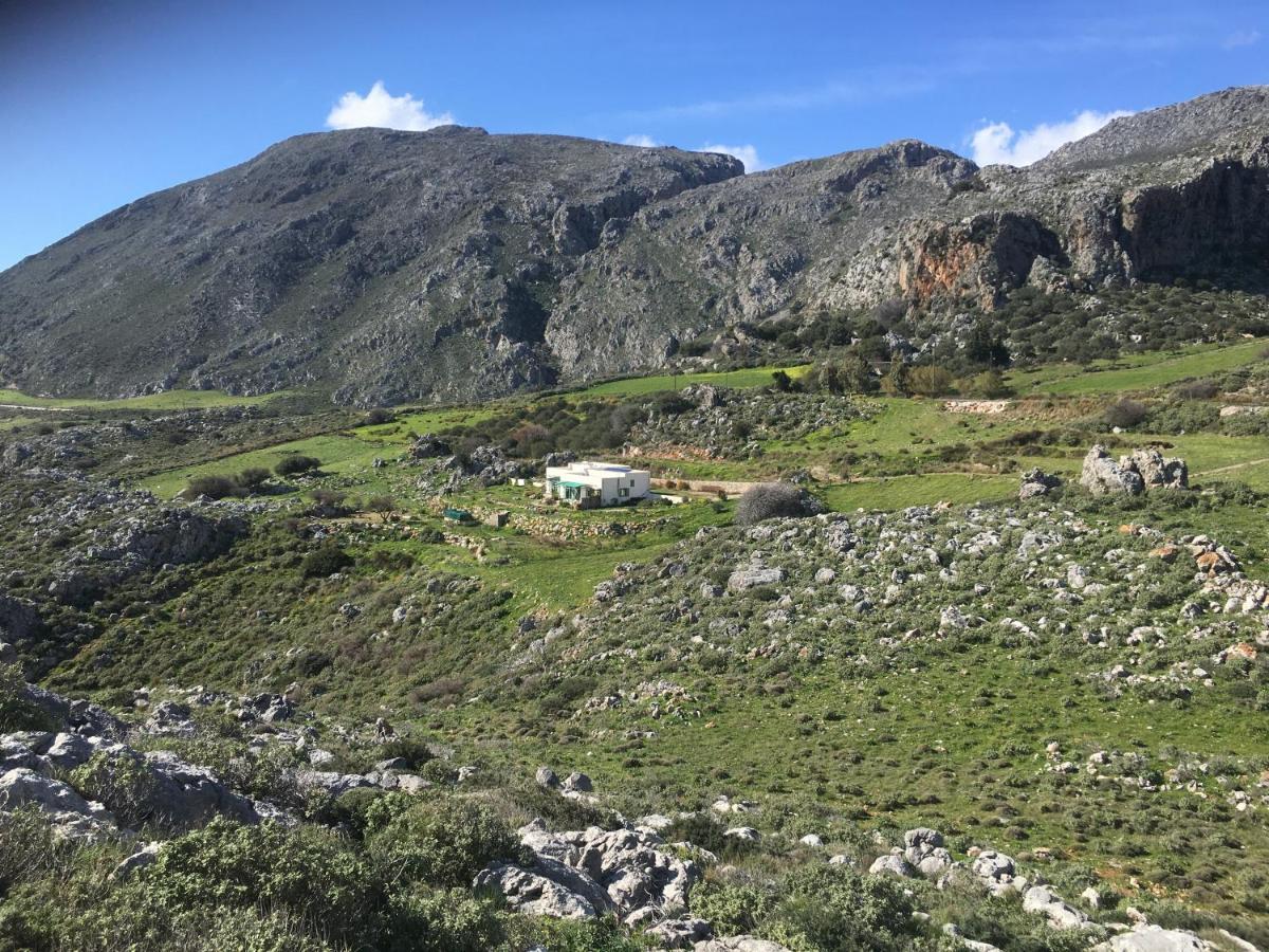 Rocky Mountain Way Villa Sellía Exterior photo