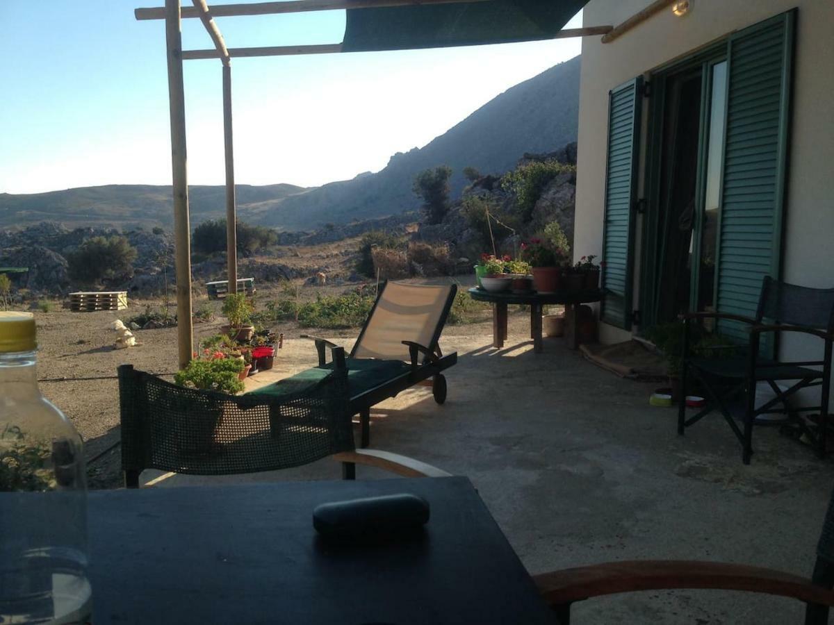 Rocky Mountain Way Villa Sellía Exterior photo
